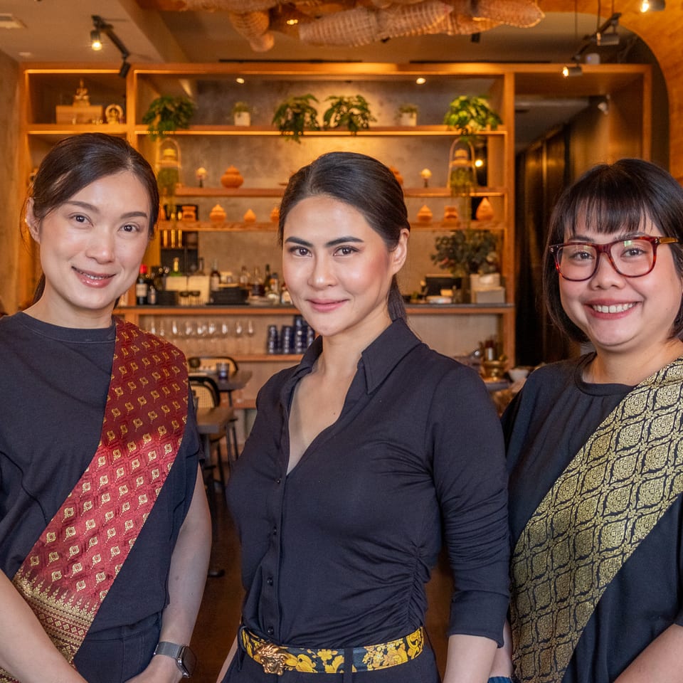 Coo Thai team together in the restaurant