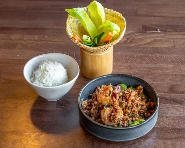 Pad Sator.